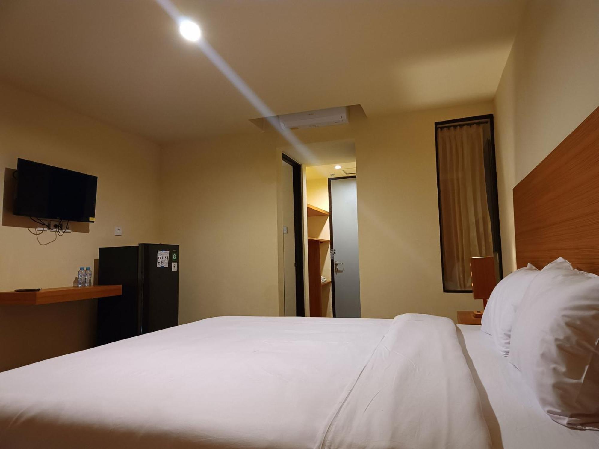 Hotel Kuta Living By Kamara Zewnętrze zdjęcie