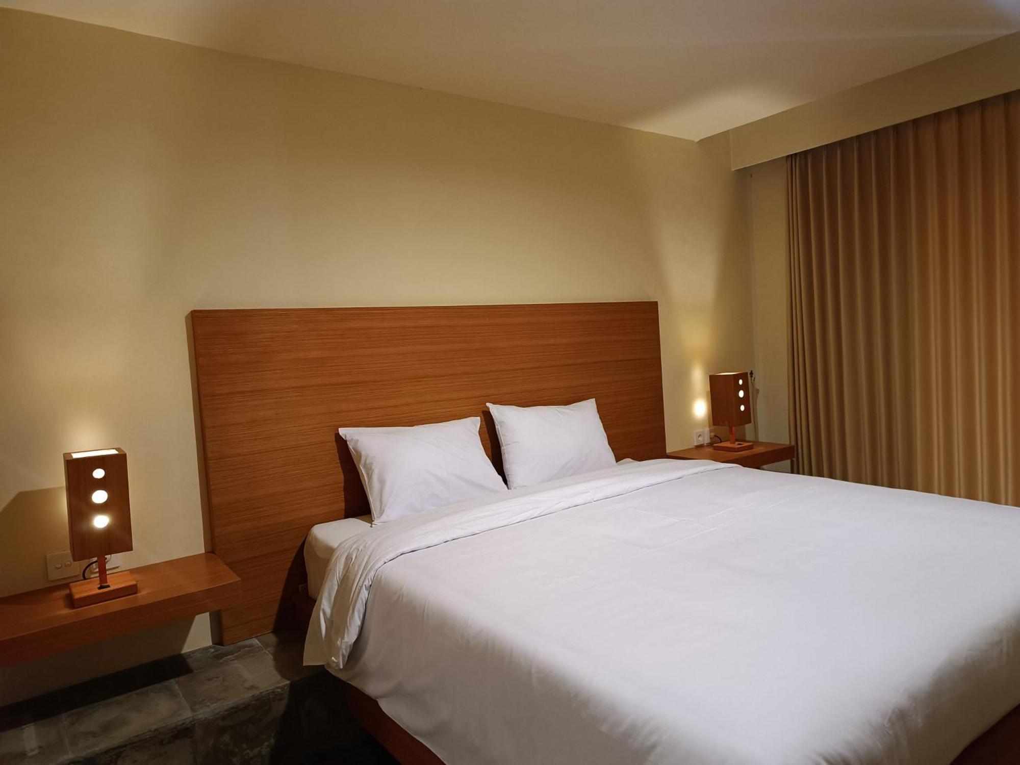 Hotel Kuta Living By Kamara Zewnętrze zdjęcie