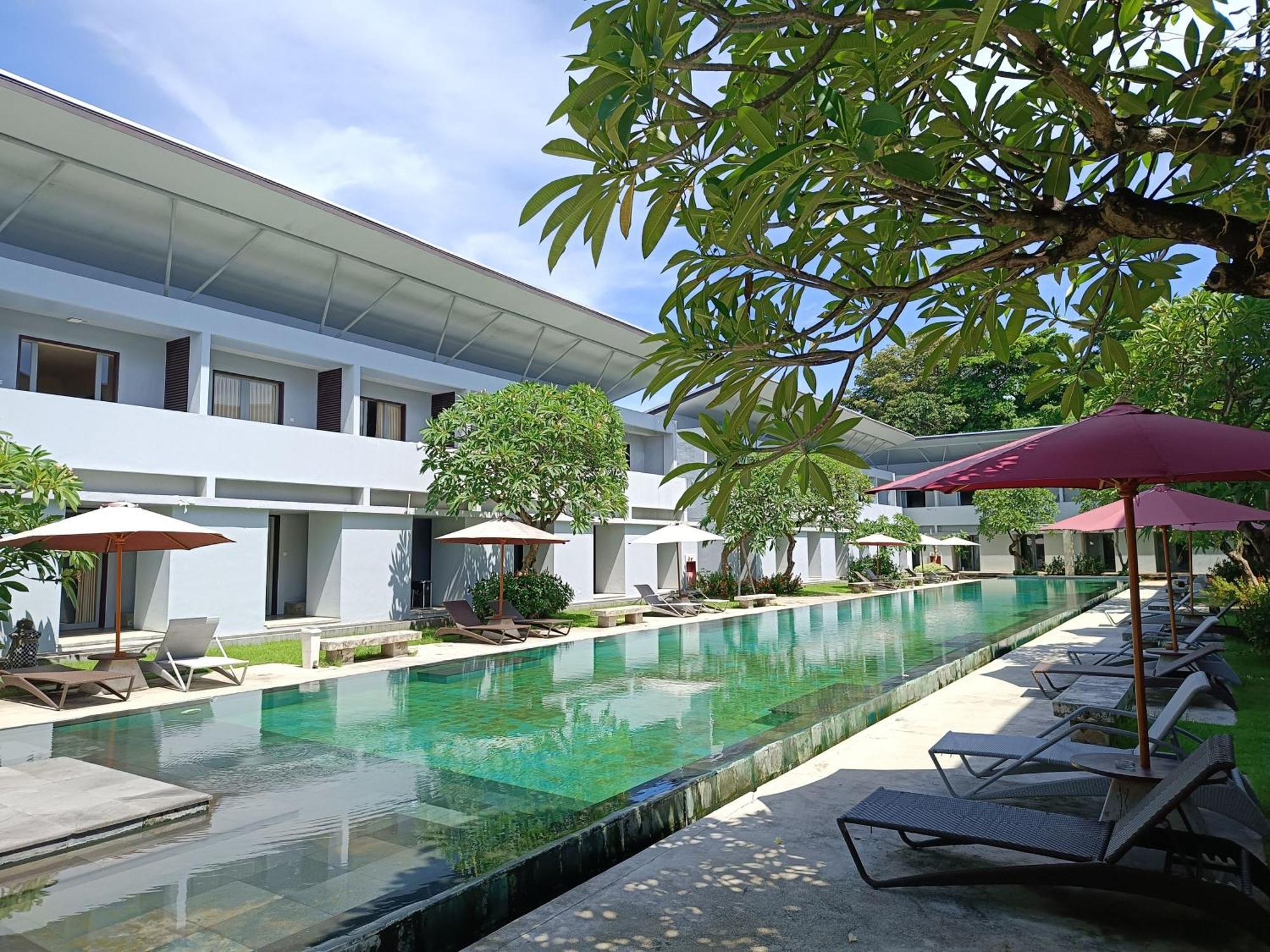 Hotel Kuta Living By Kamara Zewnętrze zdjęcie